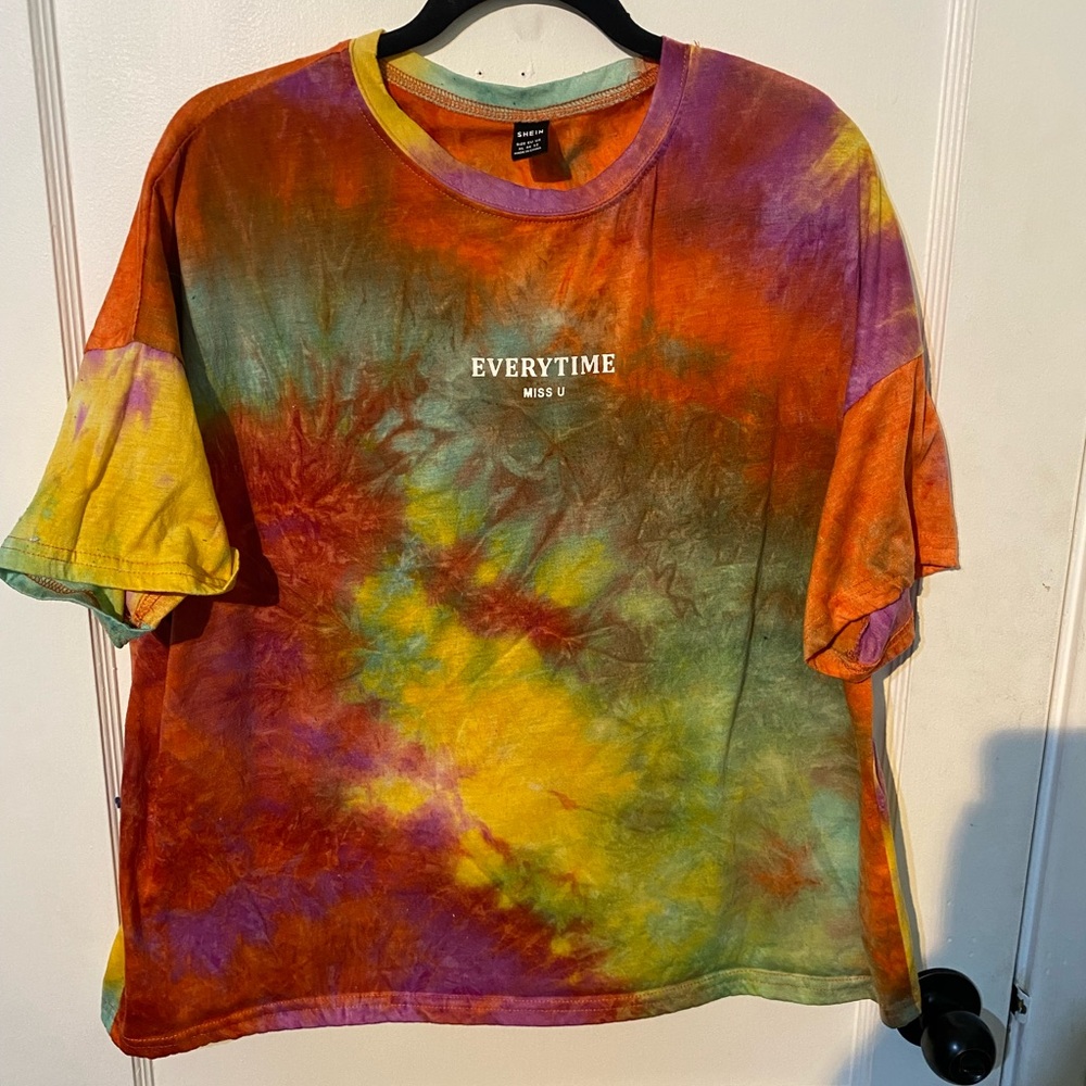 xl tie dye woman’s shirt.